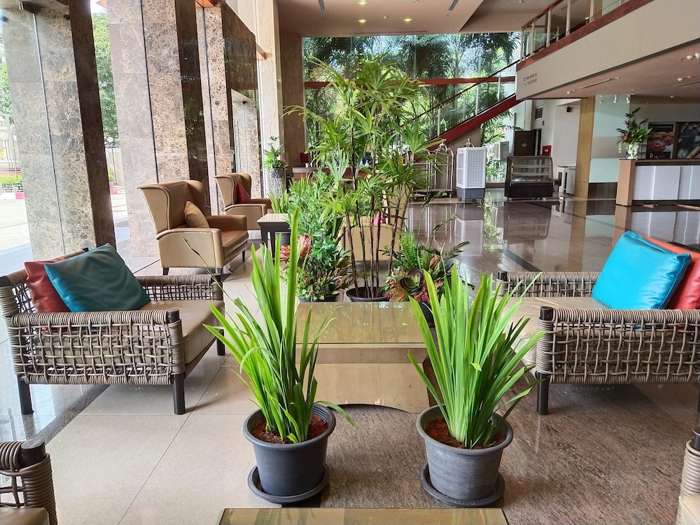 Grand Howard Hotel Bangkok 43/62