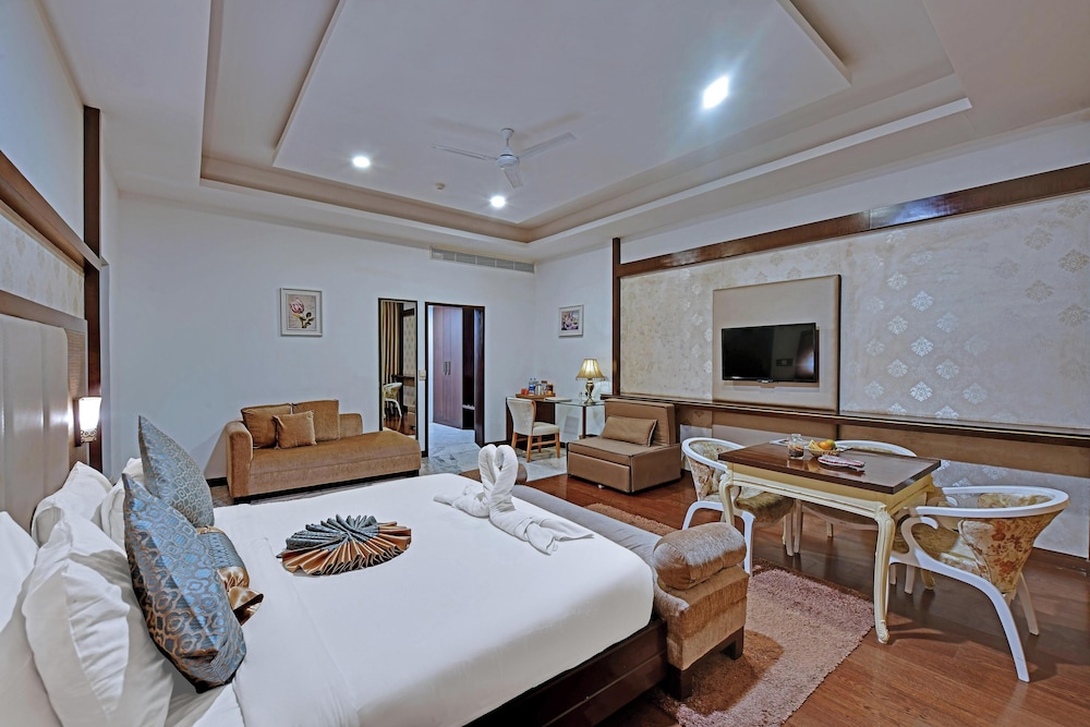 The Fern Hillside Resort Bhimtal 30/76