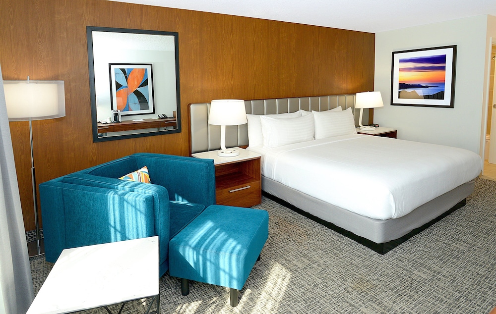 Holiday Inn San Mateo 11/65