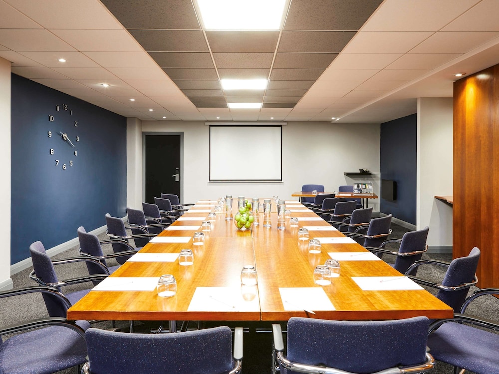 Mercure Birmingham West Hotel 49/63