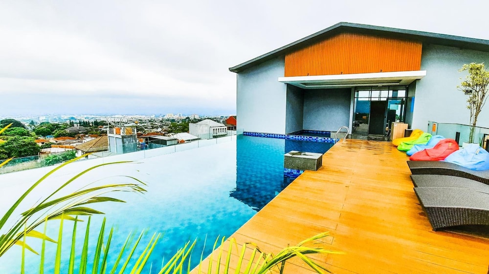 Kytos Hotel 33/45