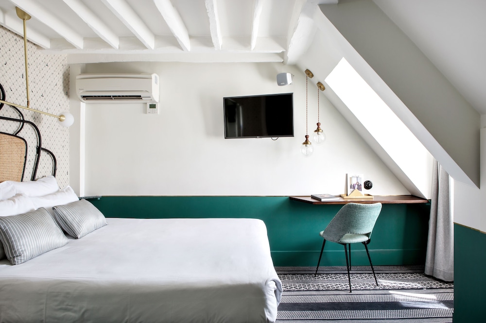Hotel Panache 7/50