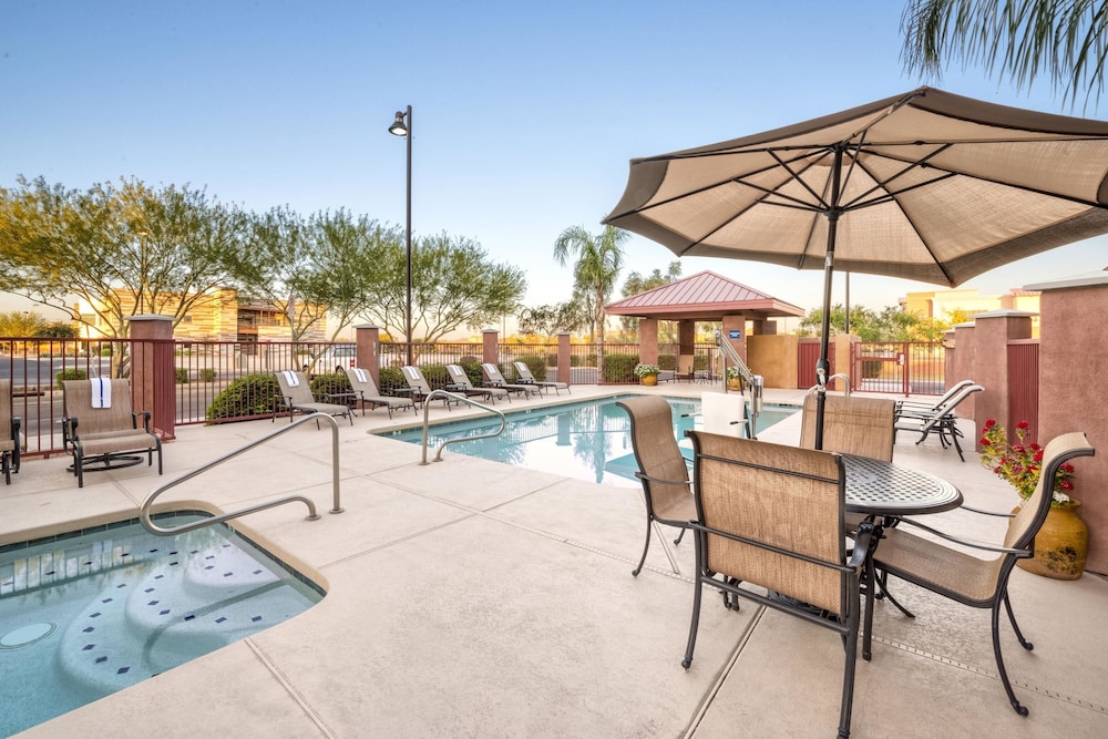 Comfort Suites Goodyear West Phoenix 3/33