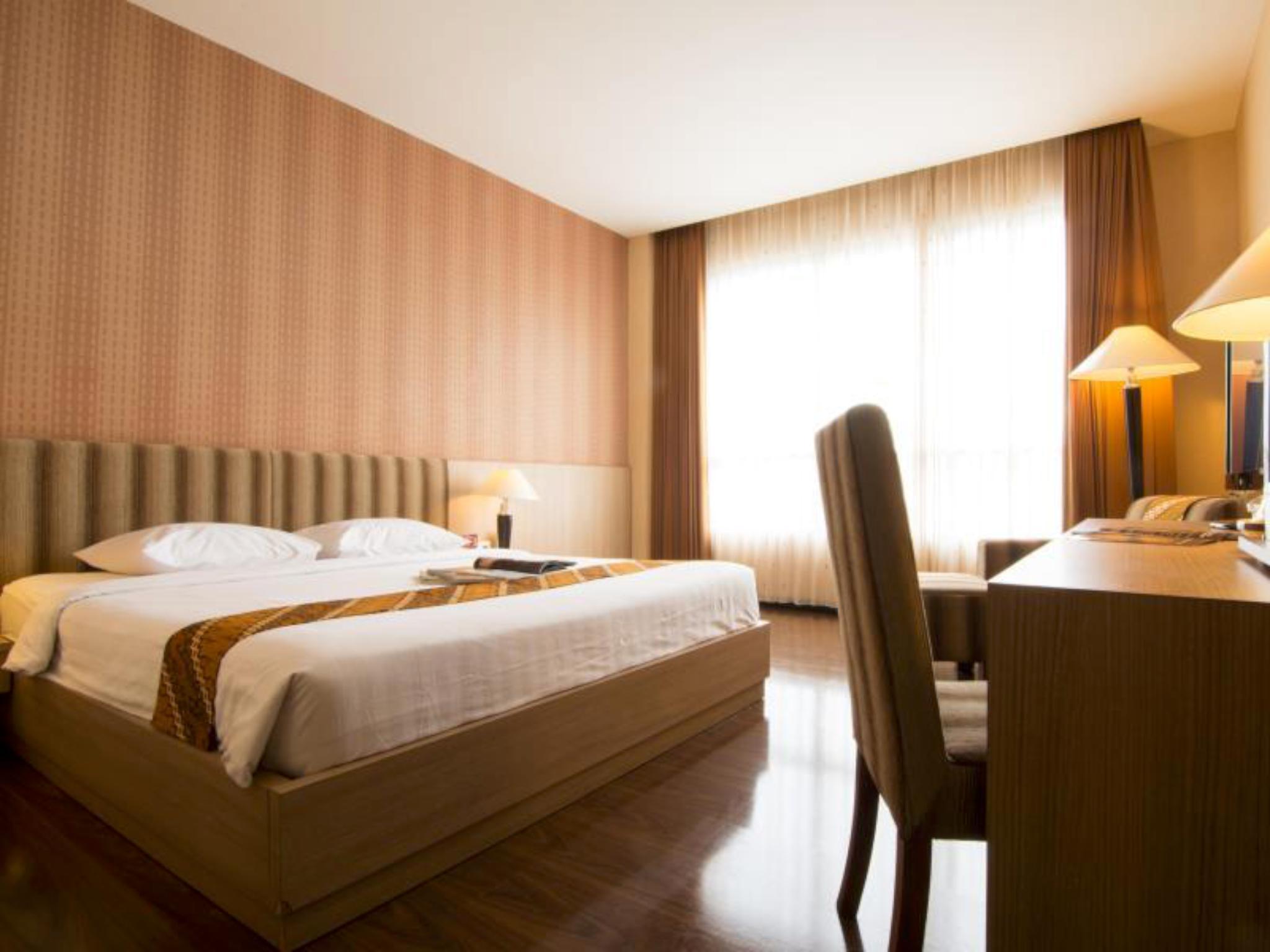 Deluxe, Double Bed