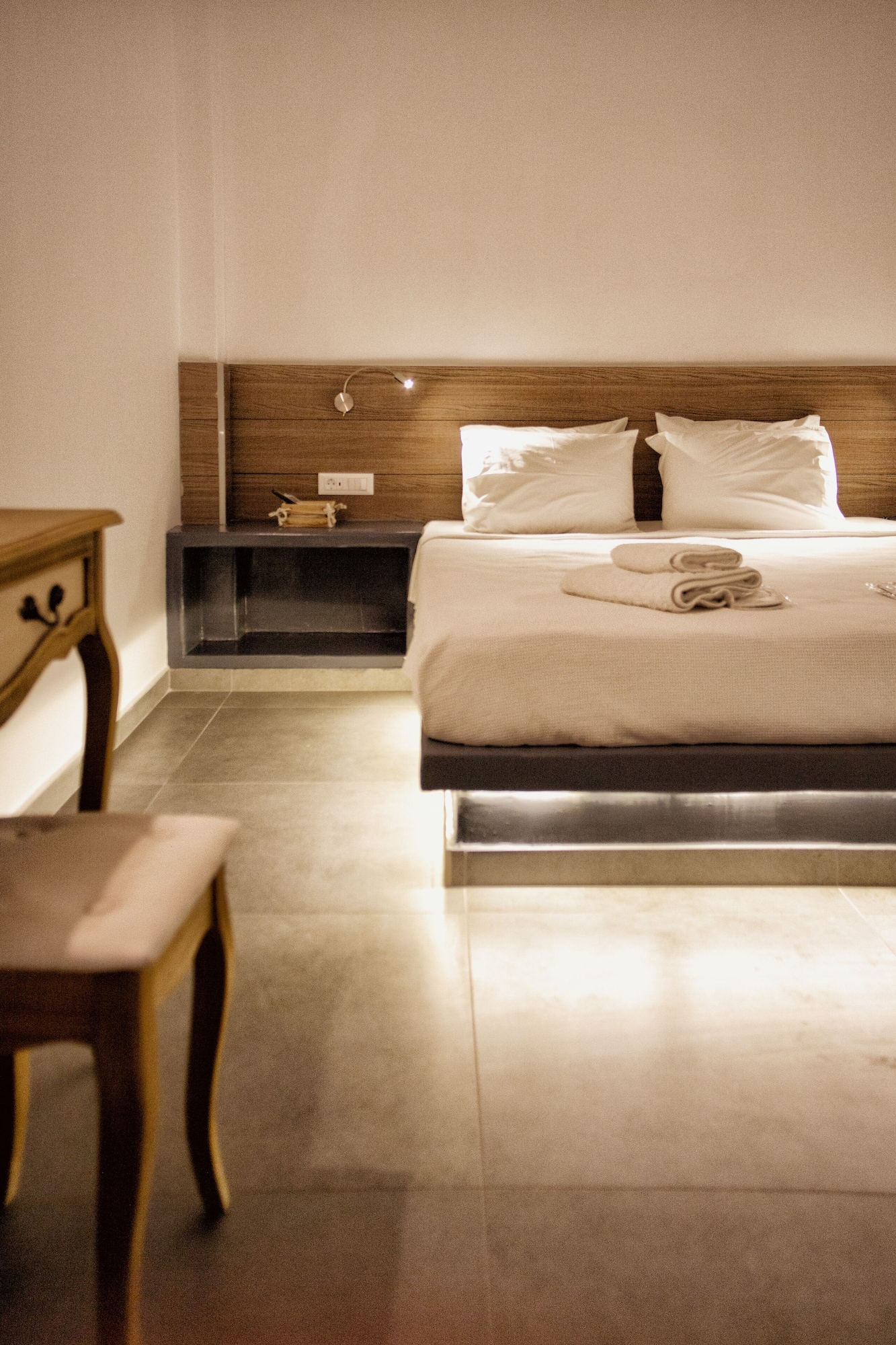 JUNIOR SUITE, OUTDOOR JETTED TUB
