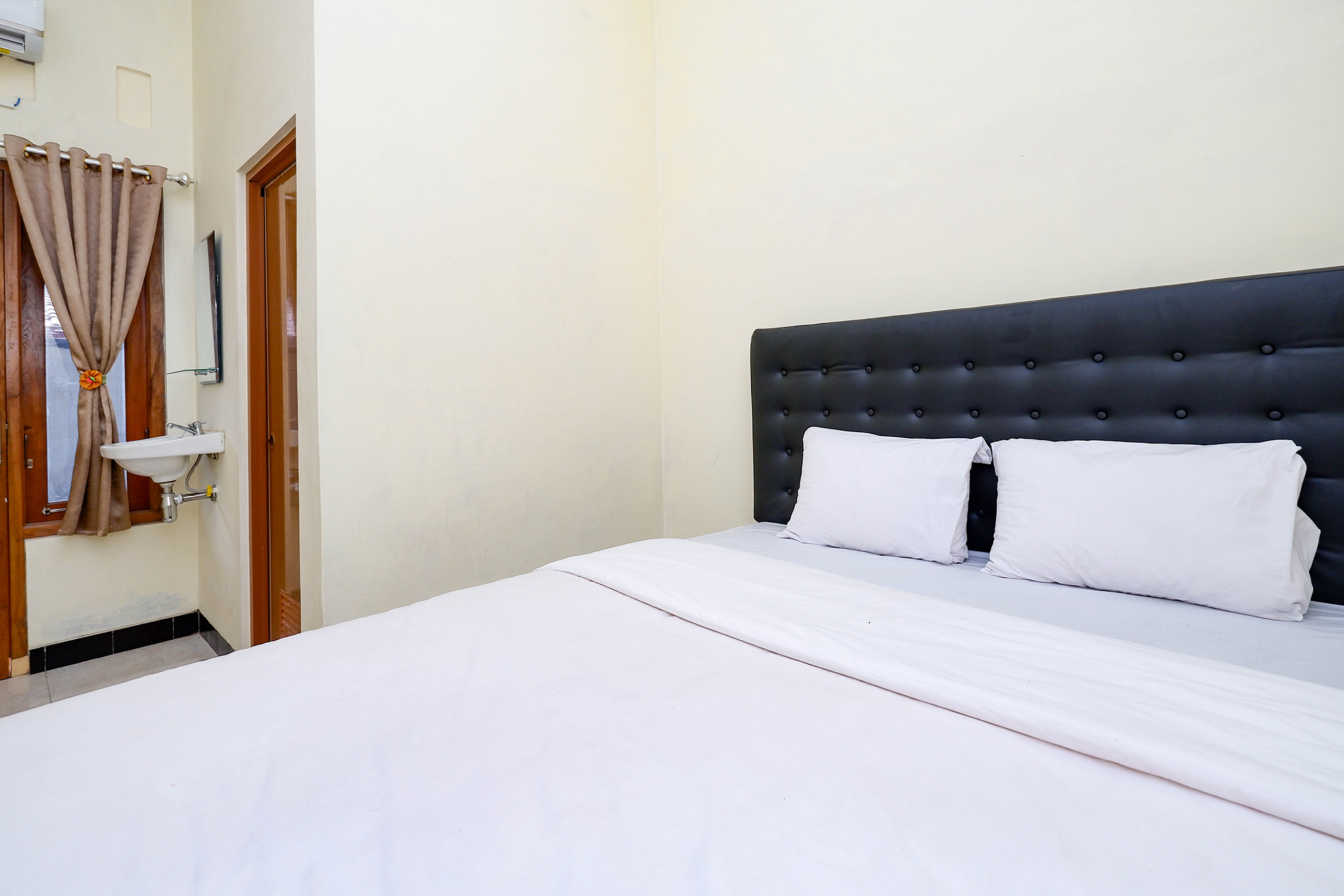 Indonesia, Standard, Double Bed