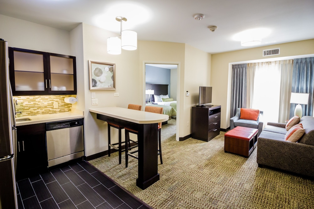 Staybridge Suites Plano Frisco 53/78