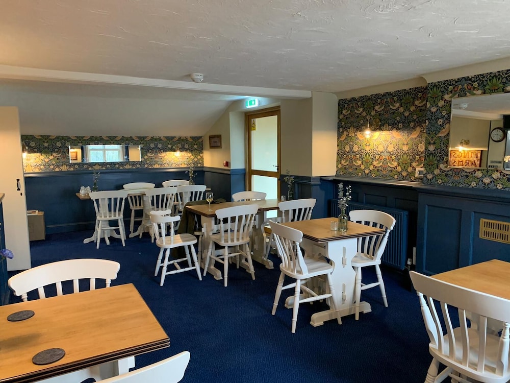 The Kings Arms, Colchester A120 32/50