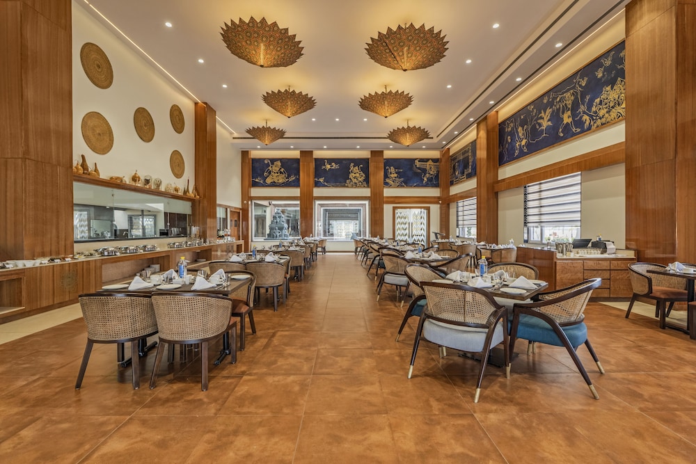 Shyama Sarovar Portico 50/64
