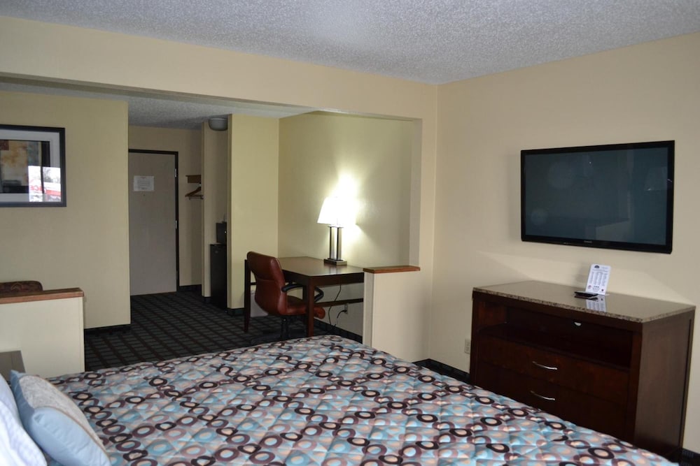 Countryside Inn Suites Fremont 38/45