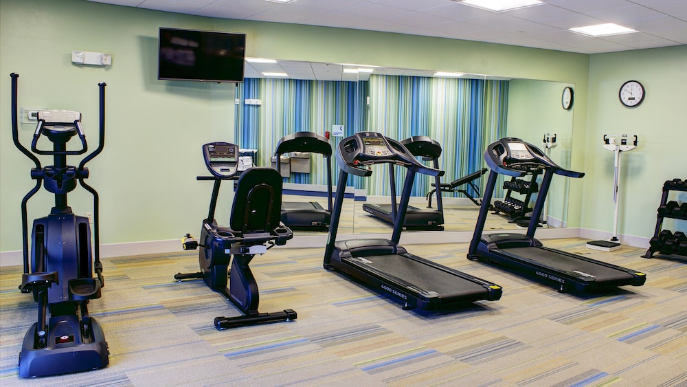 Holiday Inn Express And Suites Spencer 30/53