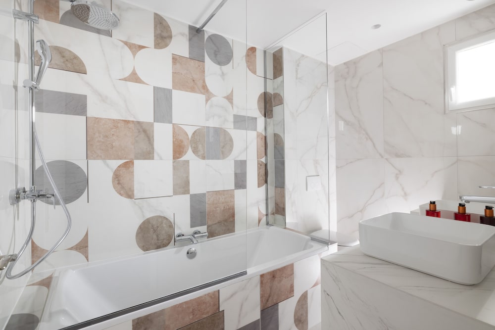 Yuna Blanche Serviced Apartments 67/71