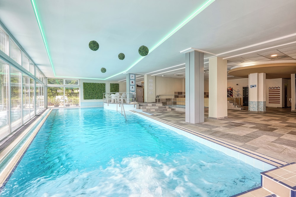 CITY PARTNER HOTEL SZIESZTA 16/24