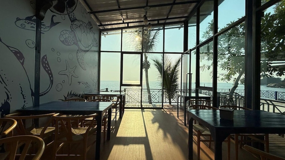 P.D. Beach Resort 36/50