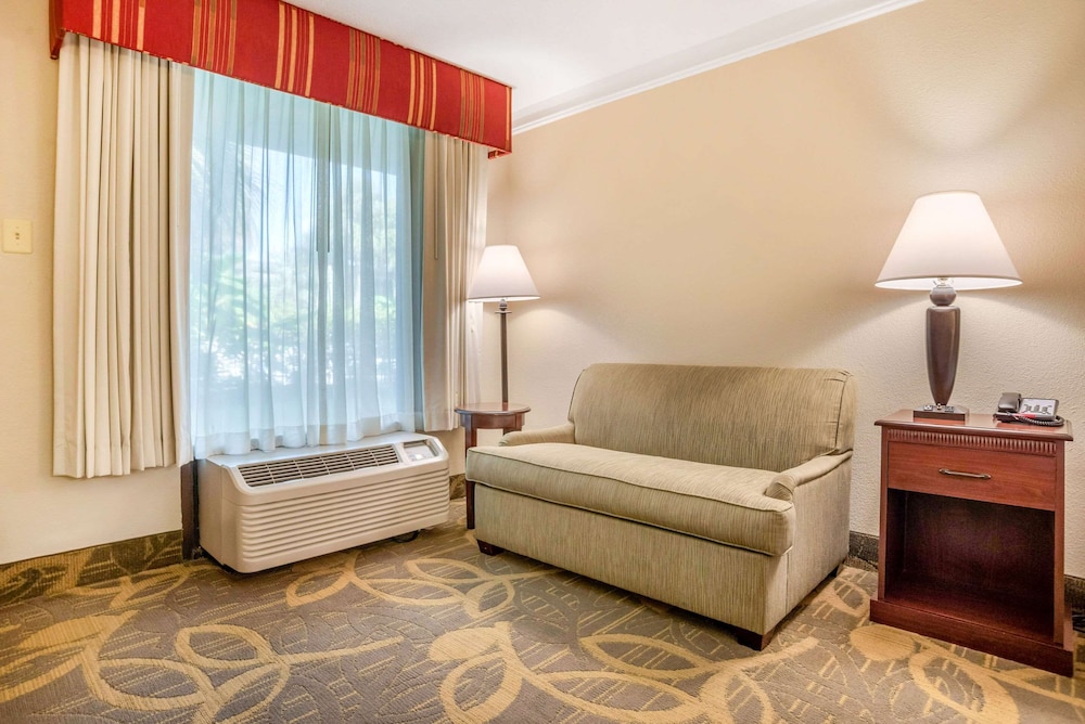 Clarion Inn Conference Center Gonzales, LA 28/41