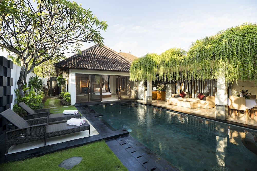 LA BEAU KUNTI VILLA 26/33