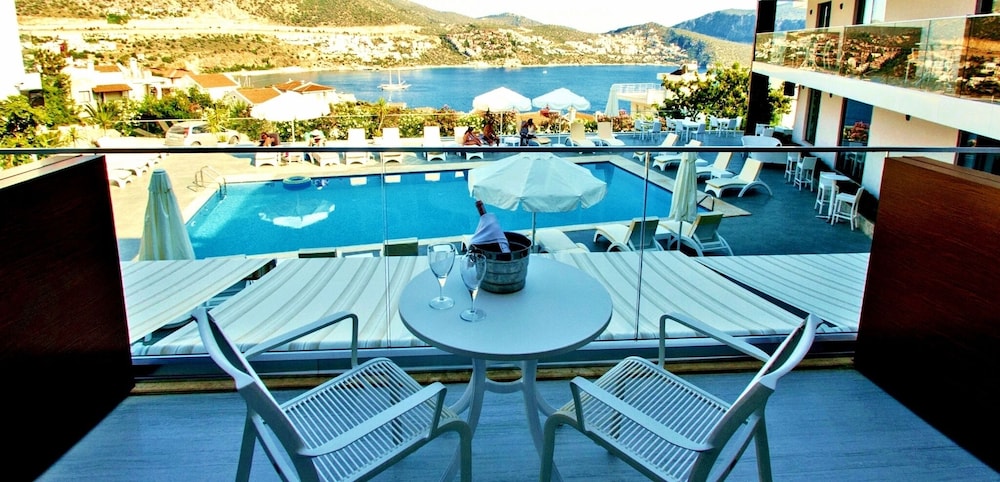 Rhapsody Hotel Kalkan - Adults Only +12 59/88
