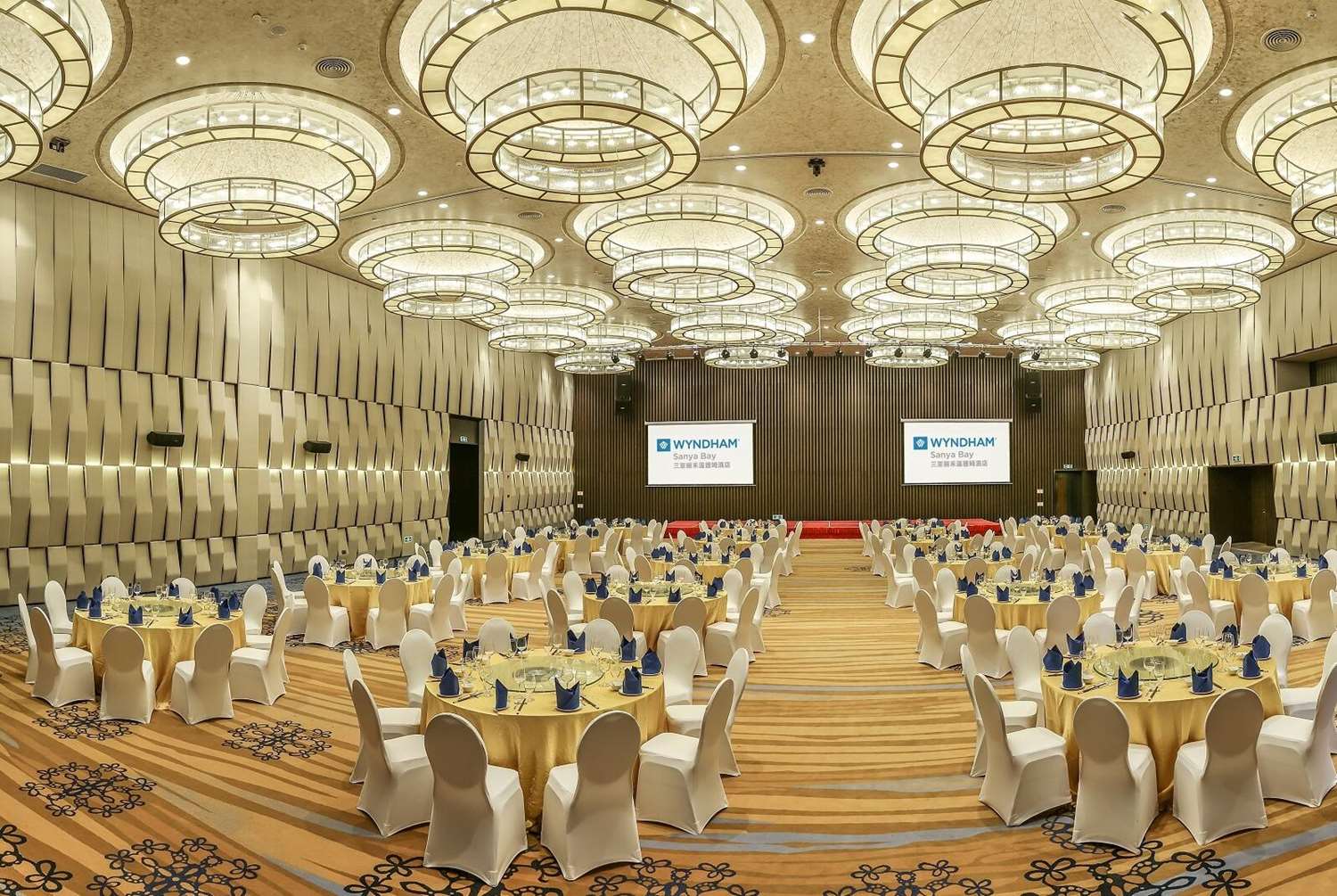 Ramada Plaza by Wyndham Sanya Bay 25/30