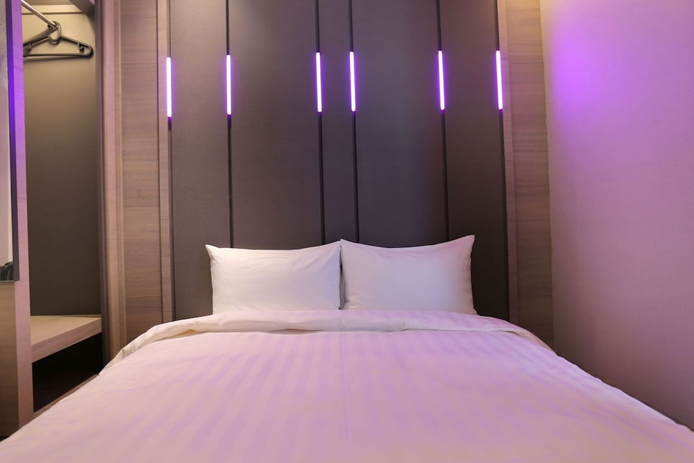 KIWI SHARE HOTEL 21/33