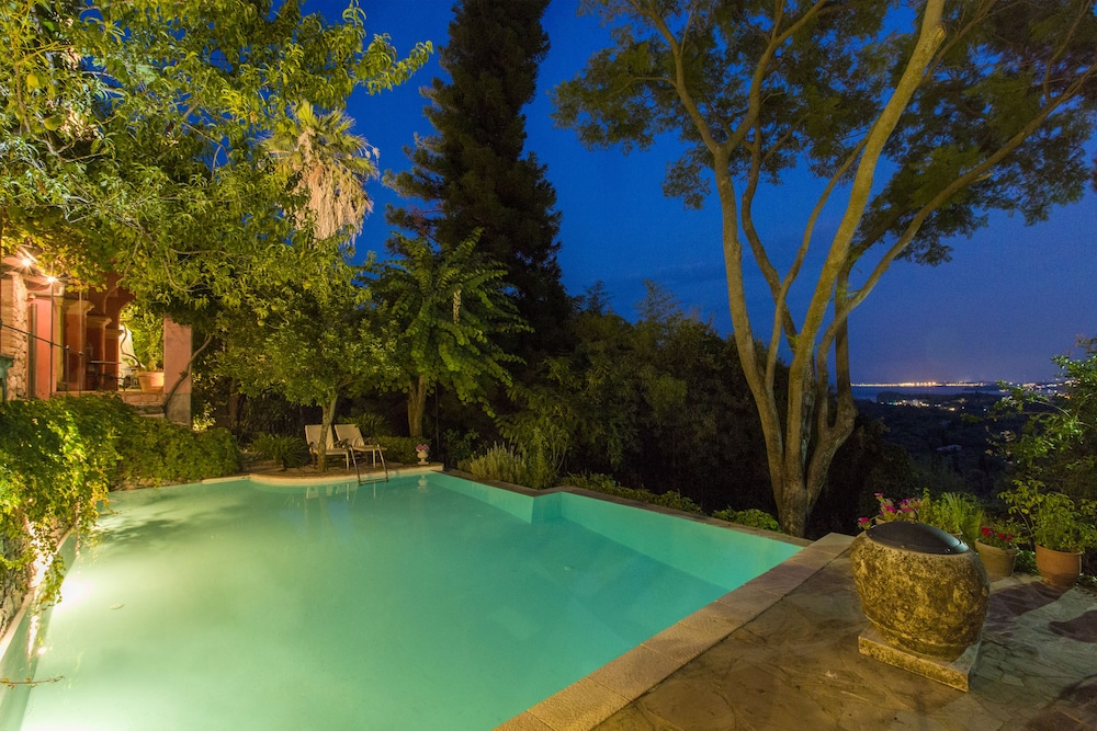 Villa Domenicale 25/28
