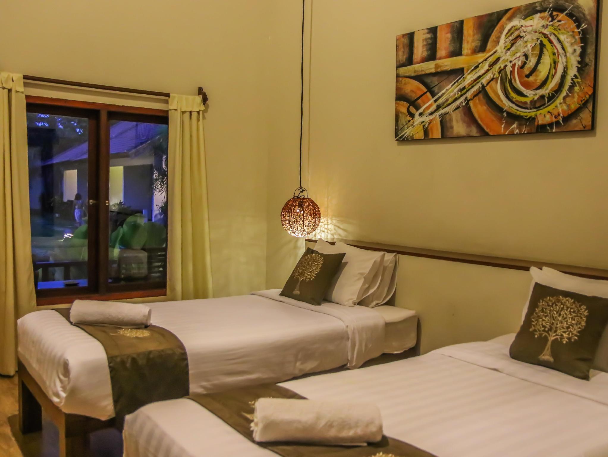 Superior, Twin Beds, Balcony