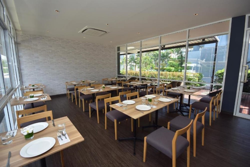 PAEVA LUXURY SERVICED RESIDENCE 32/48