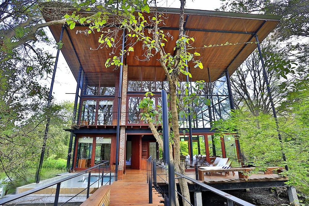 Kalundewa Retreat 6/65