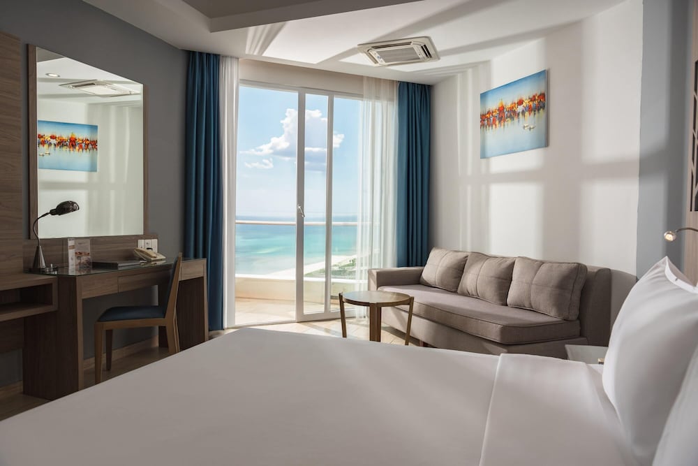 Swandor Resort Cam Ranh 32/50