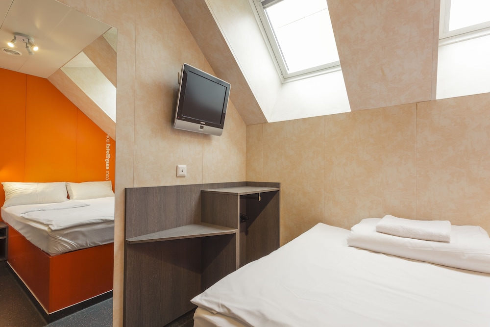 TL Hotel Budapest 36/66