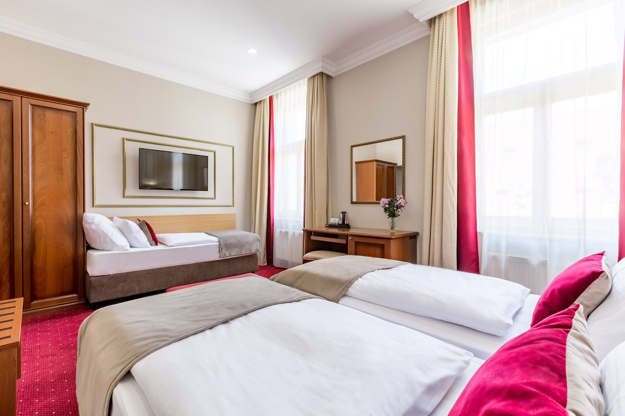 Superior Triple Room