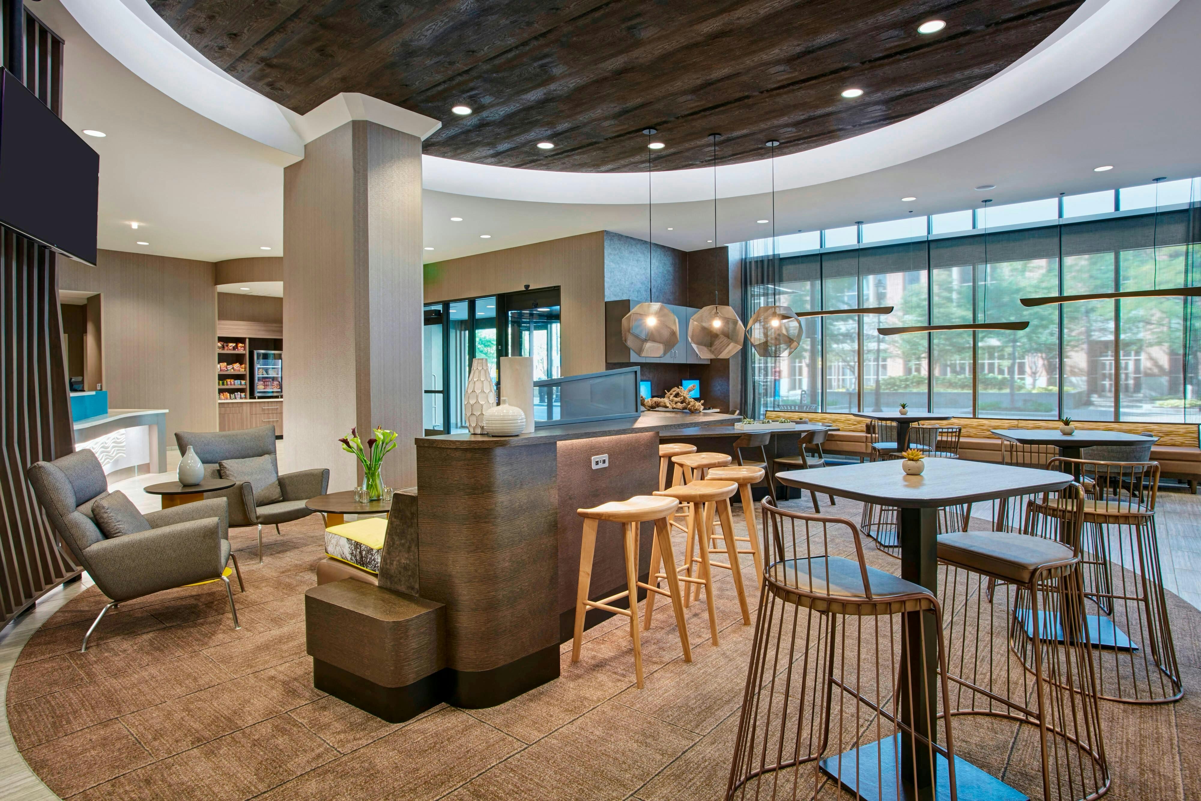 SPRINGHILL SUITES MILWAUKEE DOWNTOWN 8/17