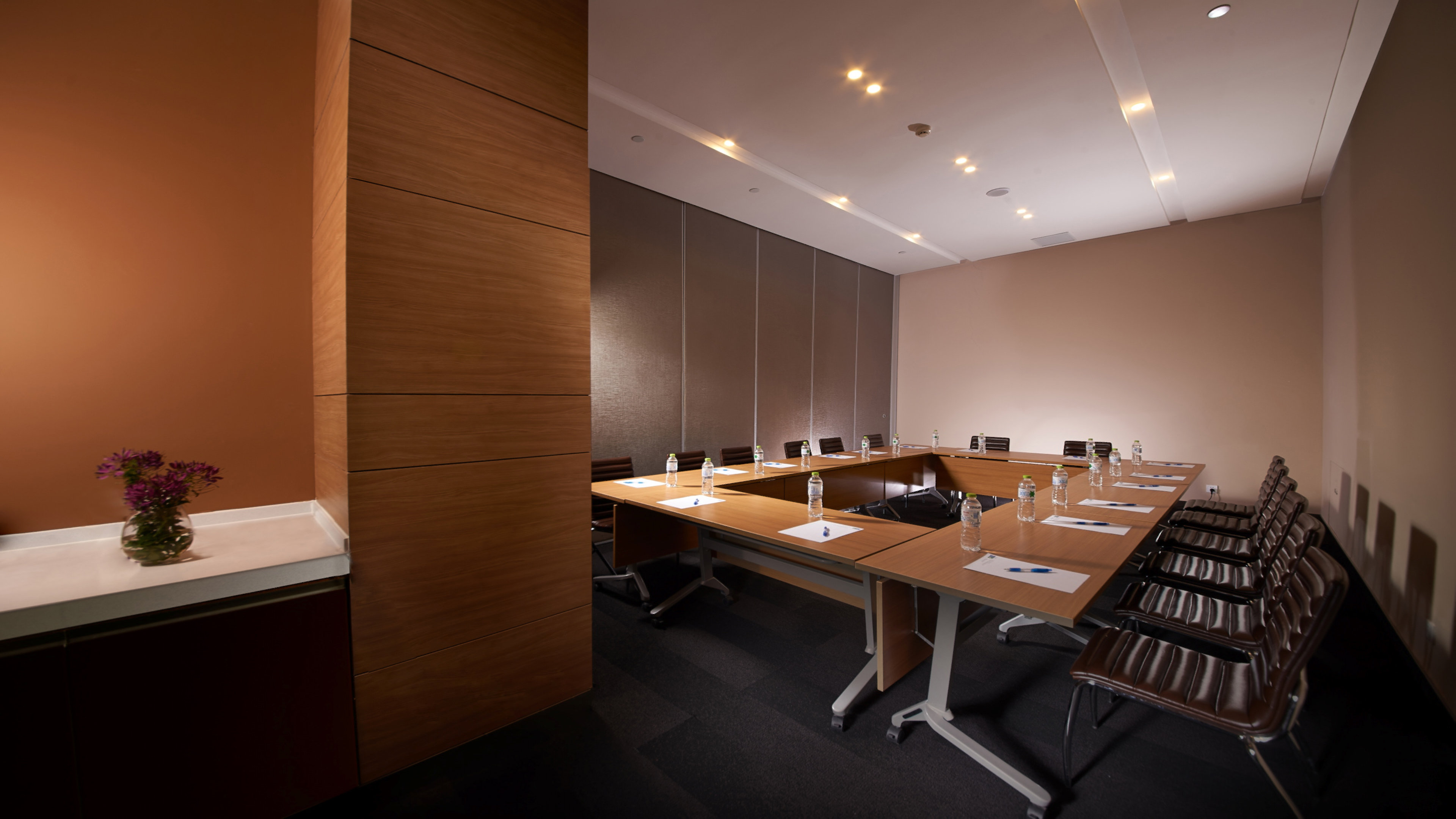 Holiday Inn Express Ordos Dongshen 28/33