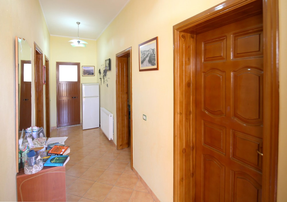 My Home Guest House 25/46