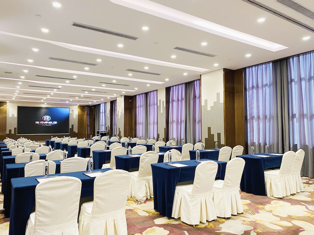 Yinchuan Xifujing Hotel 64/69