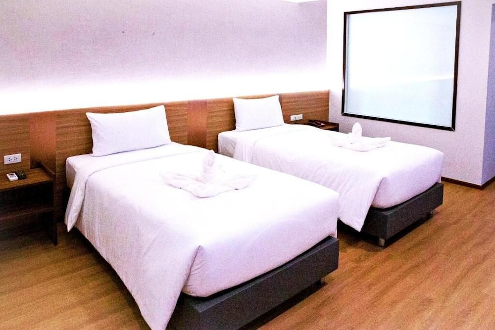The Srivaree Airport Hotel 22/50