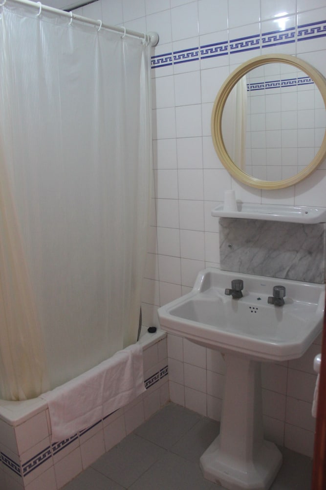 Antares Hotel 50/51