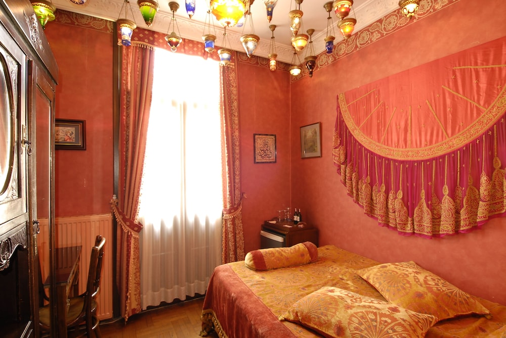 The Kybele Hotel Special Class 8/50