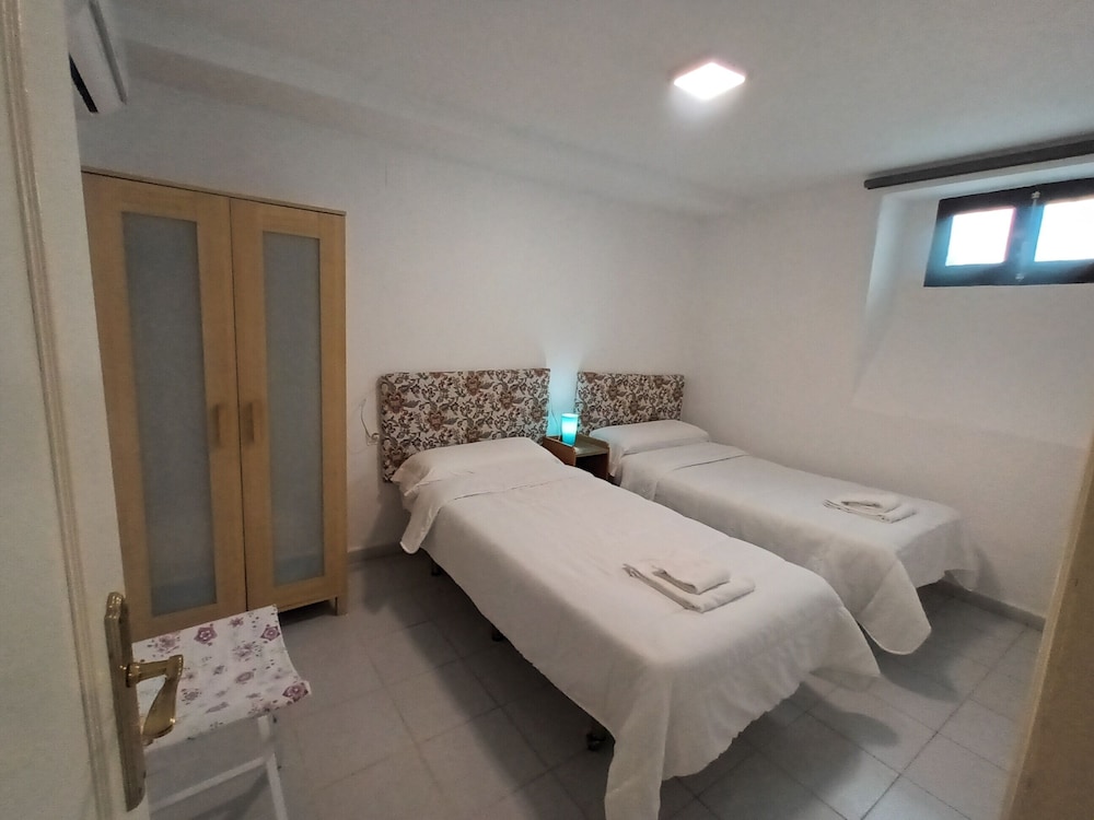 دوبلكس قياسي بسرير كوين وسريرين منفصلين، Apartamentos Larga 70 5/10