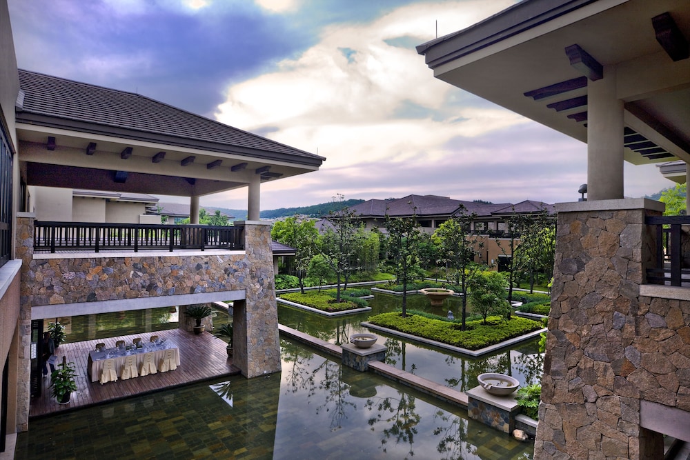 NARADA Resort &amp; Spa Liangzhu 28/34