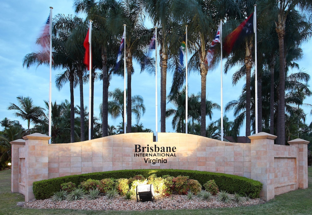 Brisbane International Virginia 42/49