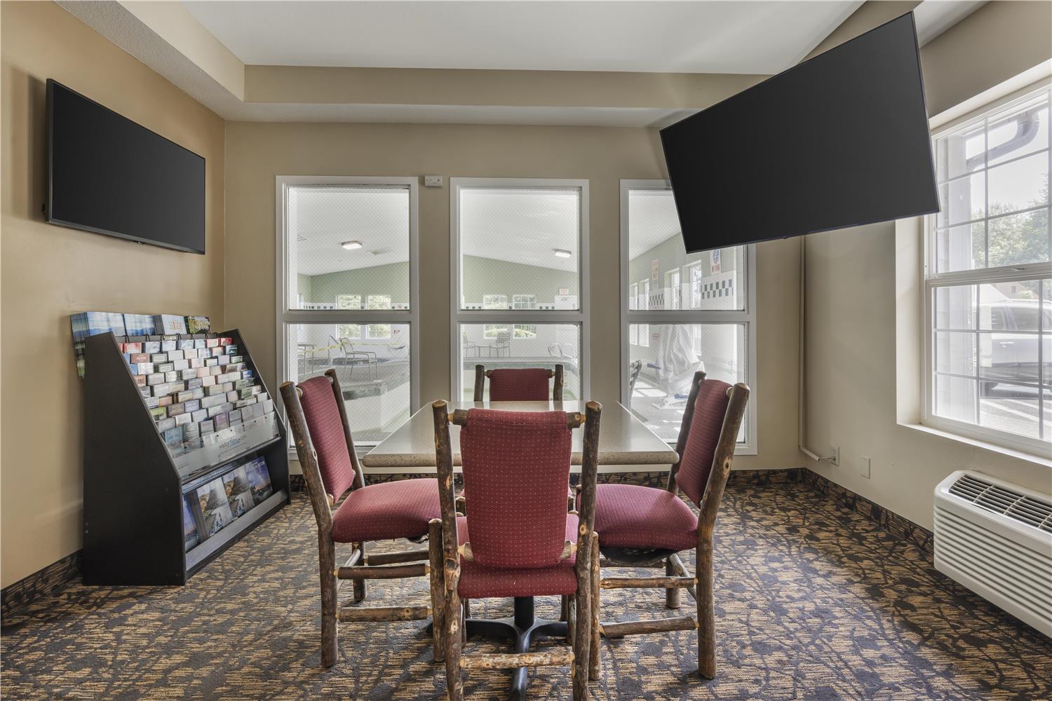 Best Western Plus Columbia River Inn 56/63