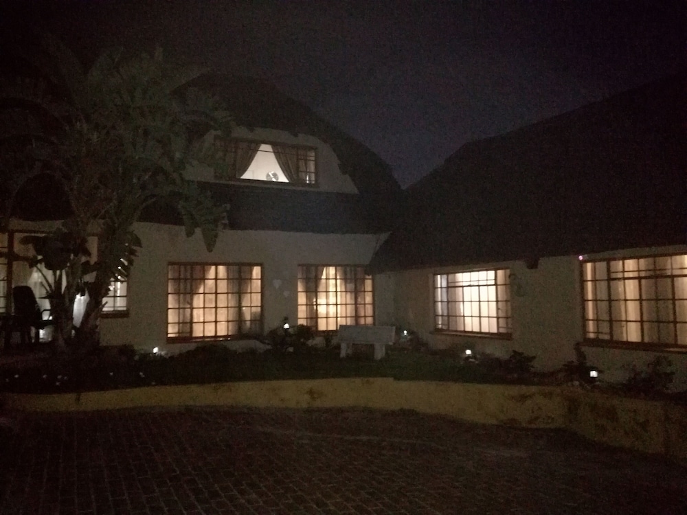 All Over Africa Guest House 28/36