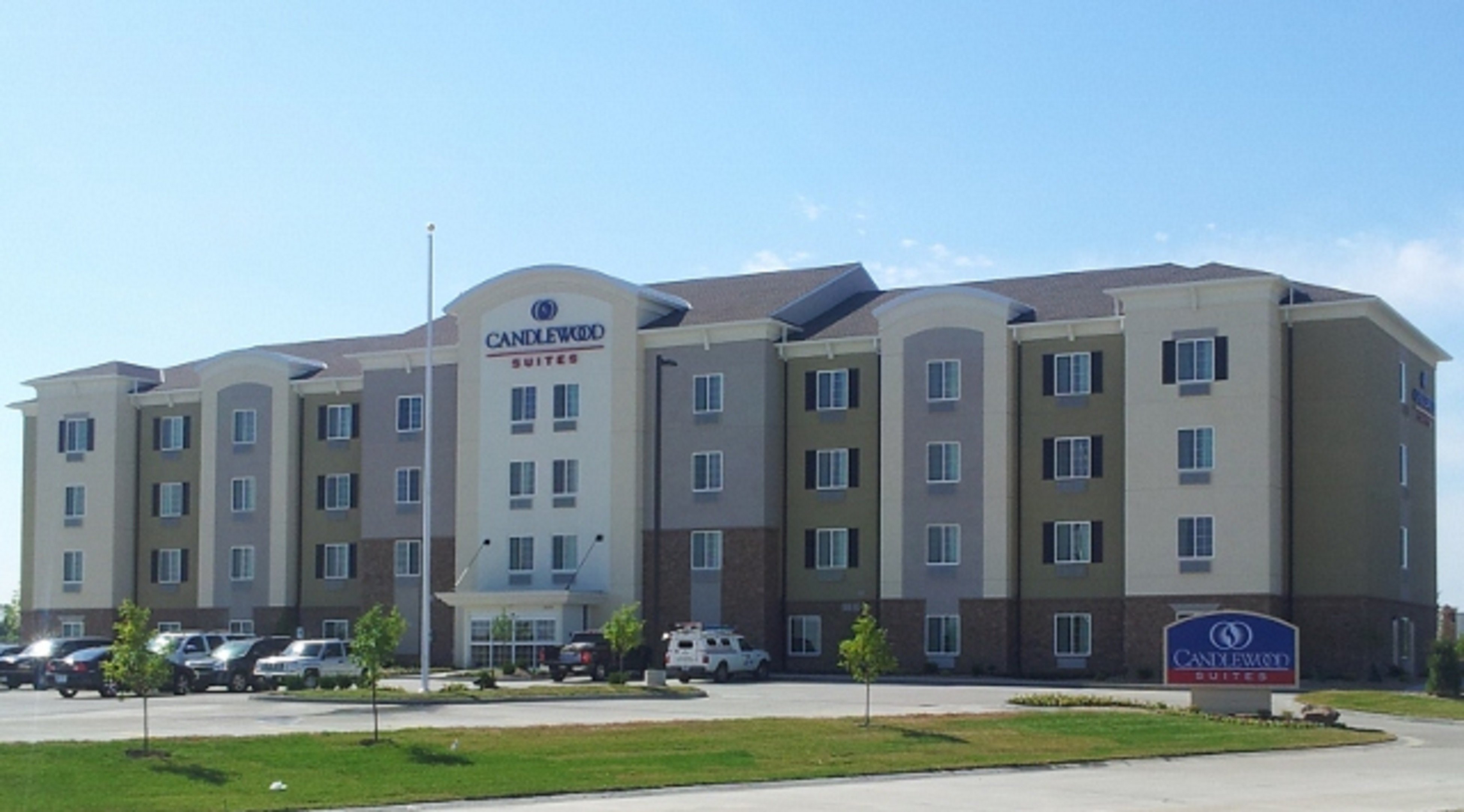 Candlewood Suites St. Joseph 51/54