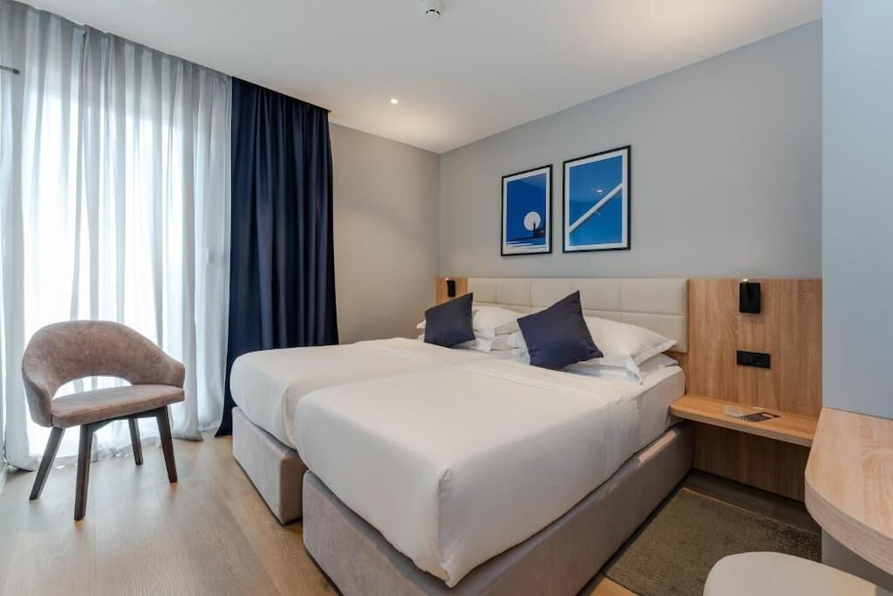 Hotel A Mare 19/50