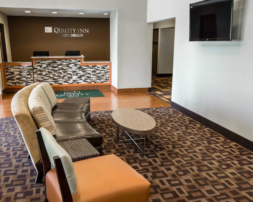 Quality Inn Chesterton near Indiana Dunes National Park I 94 26/41