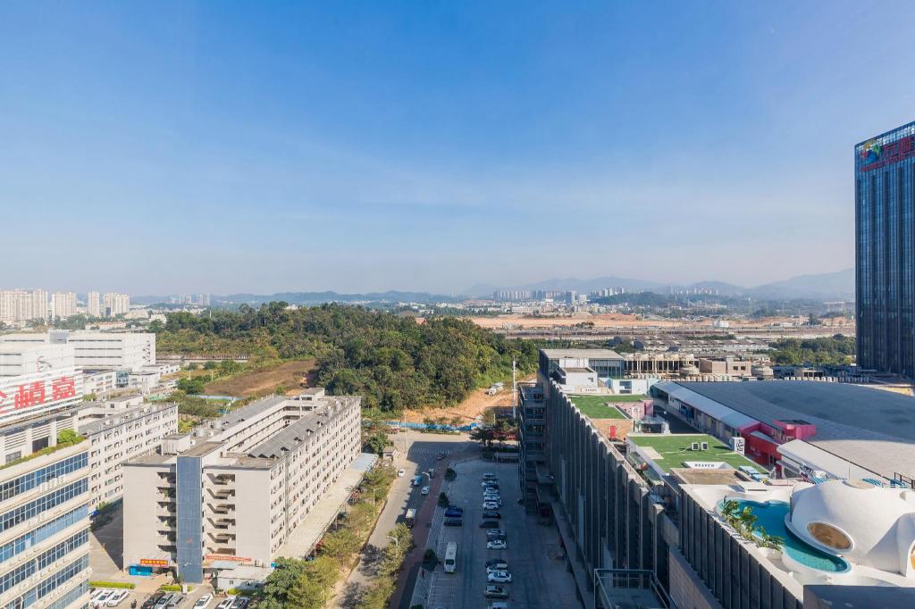 Vienna Hotel (Shenzhen Shanglilang Metro Station) 59/60