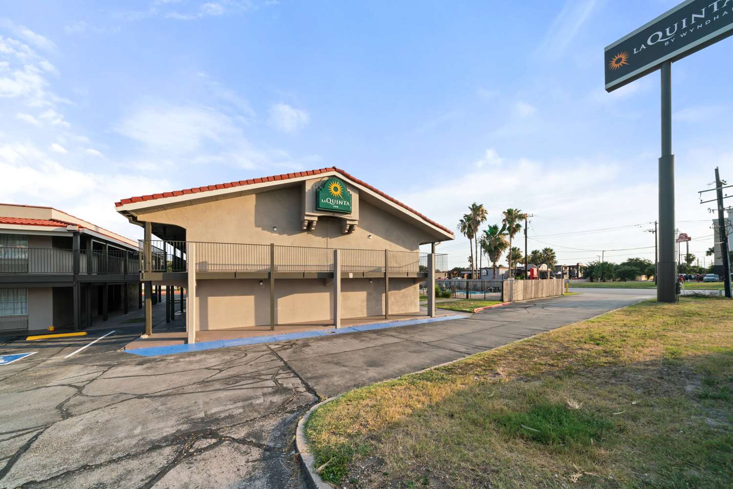 La Quinta Inn Corpus Christi North 70/71