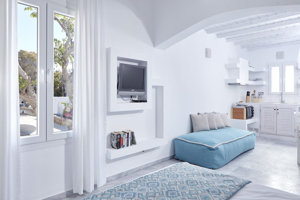 Mykonos Town Suites 23/46