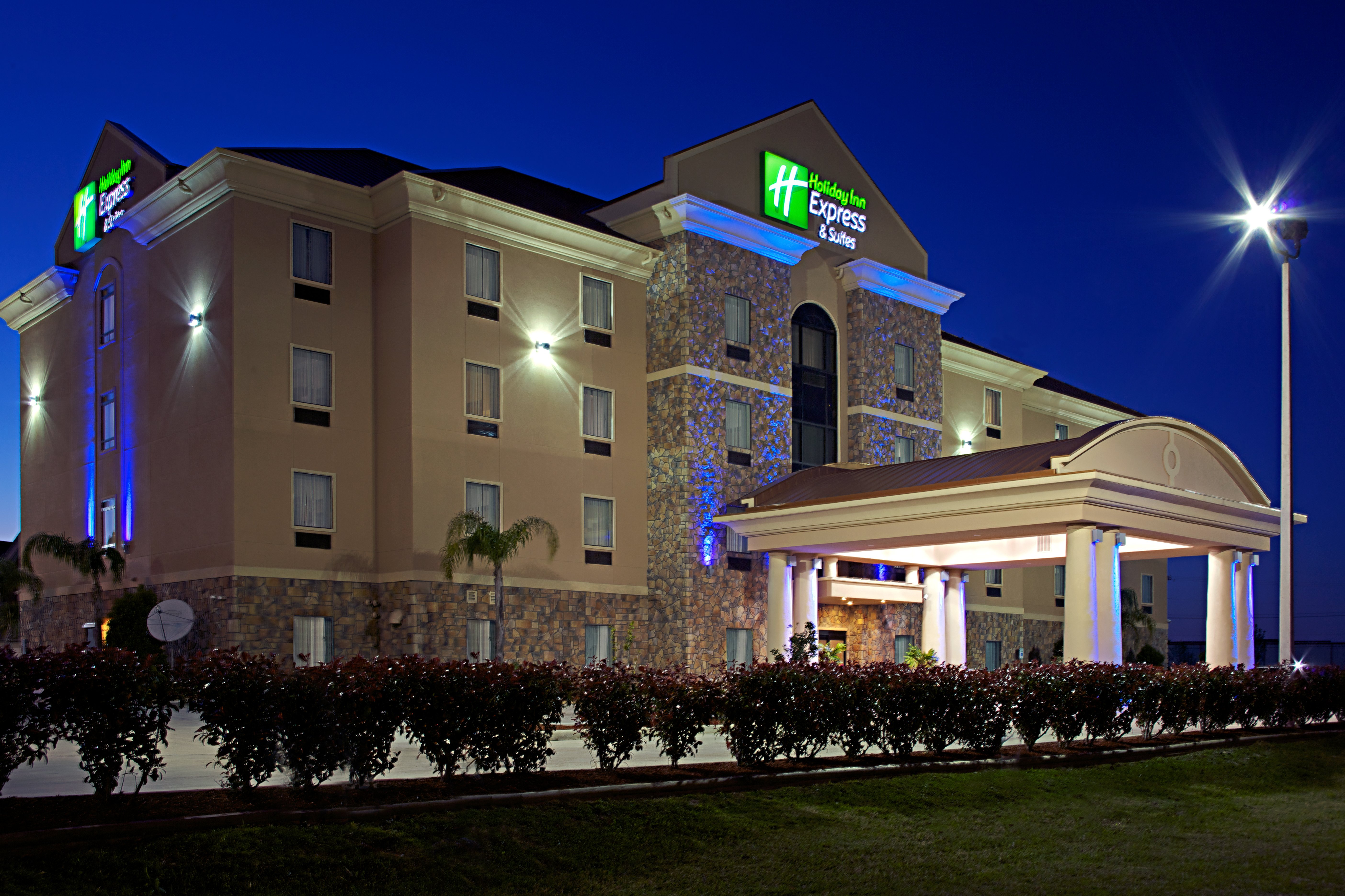 Holiday Inn Express Hotel Suites Texas City 2/31