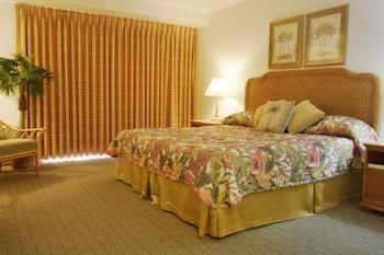 Suite, King Bed, Parlor
